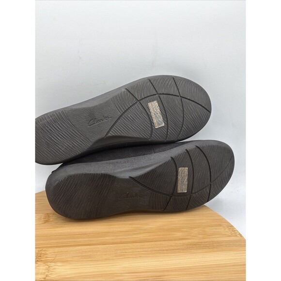 Clarks Women's Cloudsteppers Sillian Paz Slip-On Flats 9W Black Nubuck Comfort - Picture 9 of 9